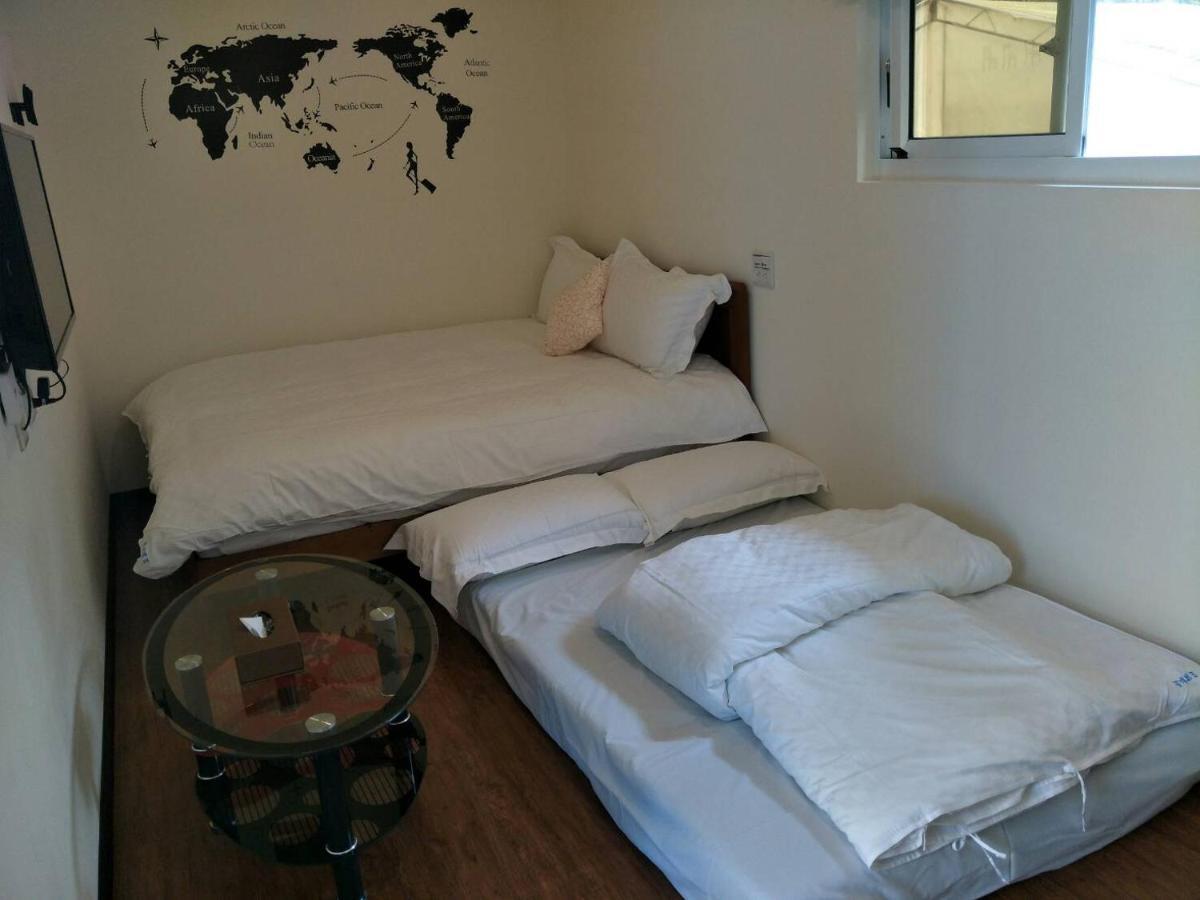 Tea King Container Bed and Breakfast Yuchi Exterior foto