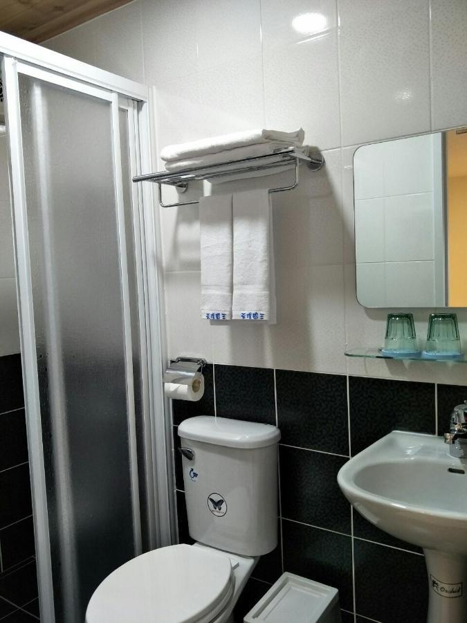 Tea King Container Bed and Breakfast Yuchi Exterior foto